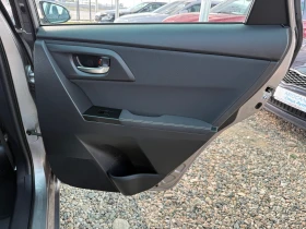 Toyota Auris 1.6 i, снимка 8