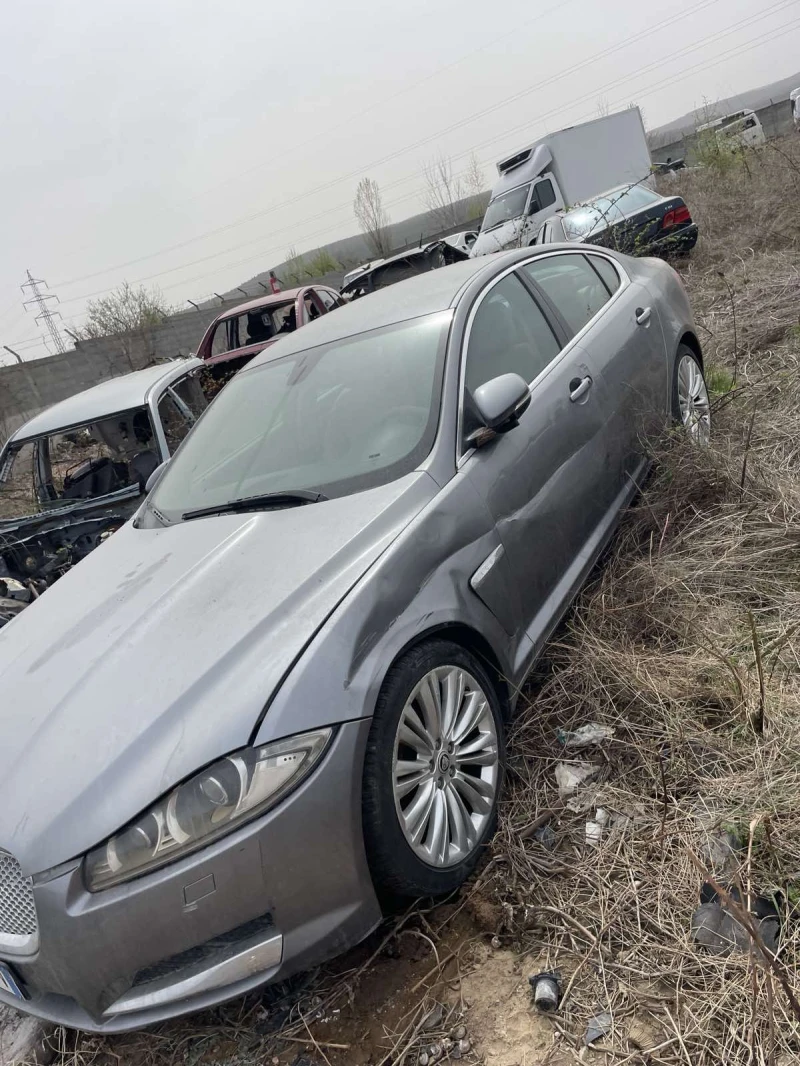 Jaguar Xf, снимка 2 - Автомобили и джипове - 44957304