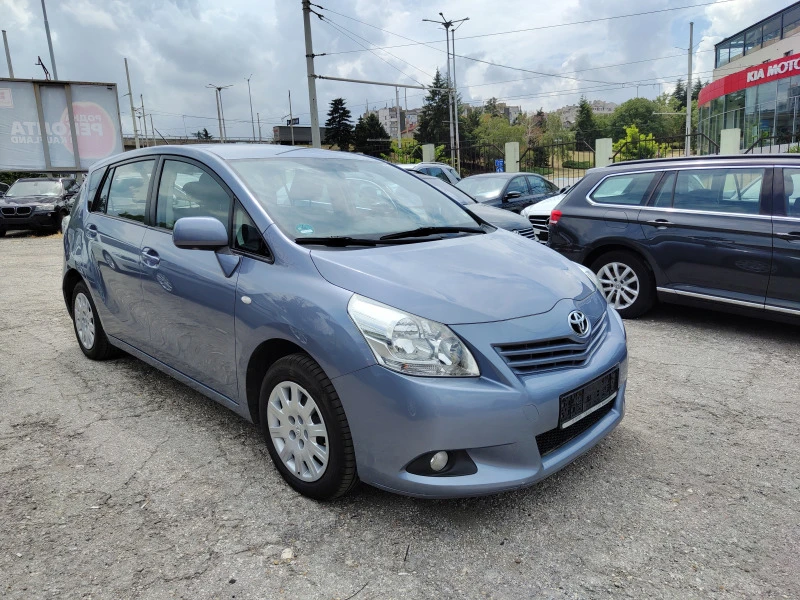 Toyota Verso, снимка 8 - Автомобили и джипове - 46703147