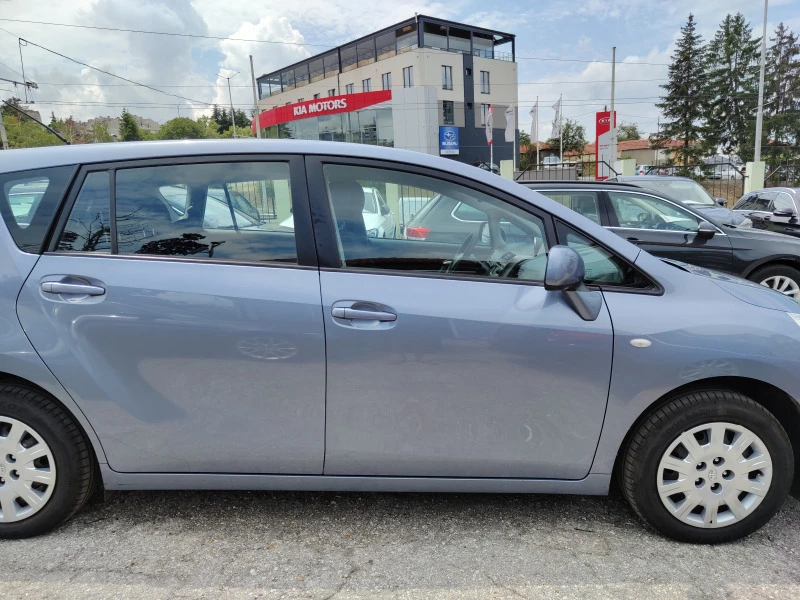 Toyota Verso, снимка 7 - Автомобили и джипове - 46703147