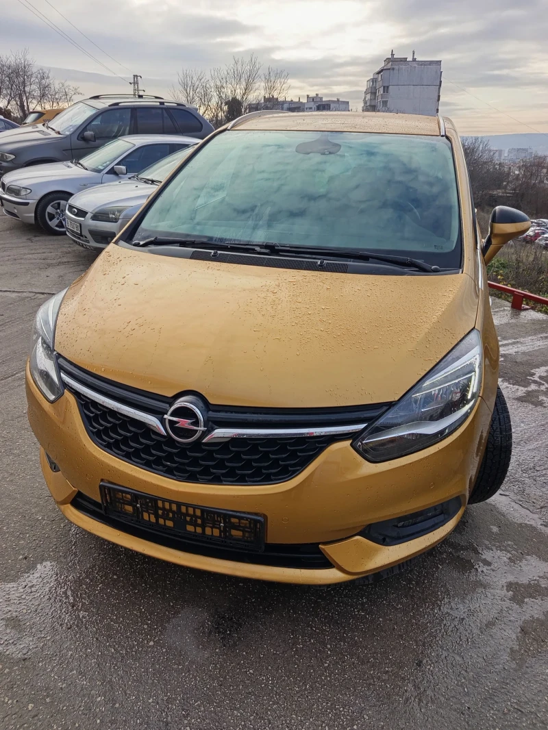 Opel Zafira LPG, снимка 1 - Автомобили и джипове - 48408963