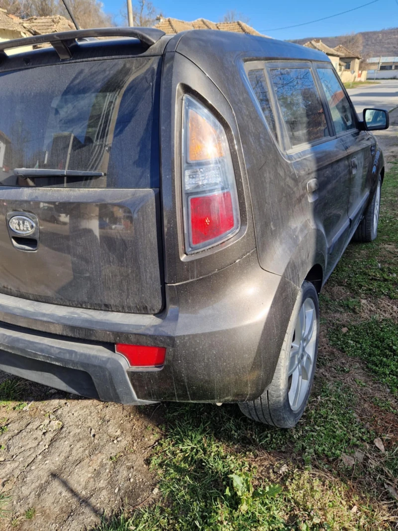 Kia Soul 1.8, снимка 2 - Автомобили и джипове - 48455522