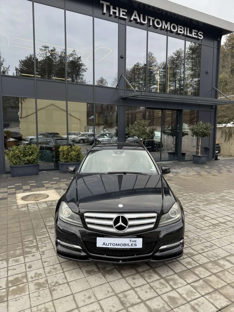 Mercedes-Benz C 220, снимка 1 - Автомобили и джипове - 49400213