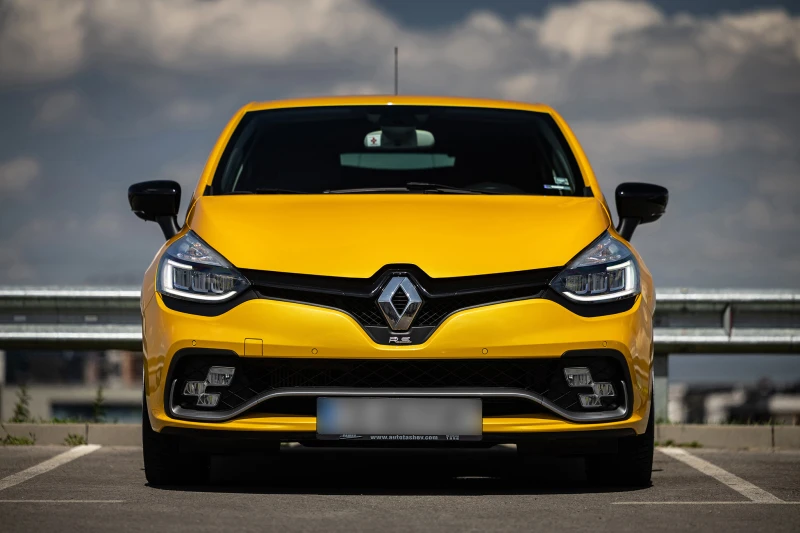 Renault Clio IV RS Turbo, снимка 2 - Автомобили и джипове - 52384458