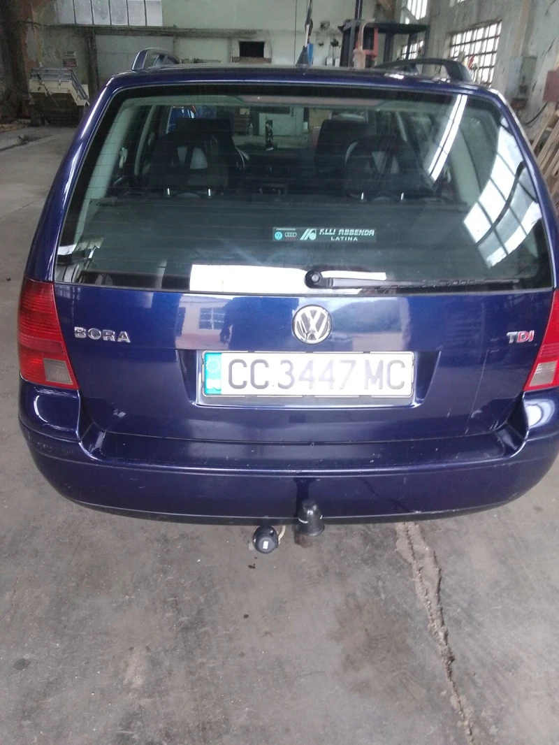 VW Bora, снимка 12 - Автомобили и джипове - 51968091