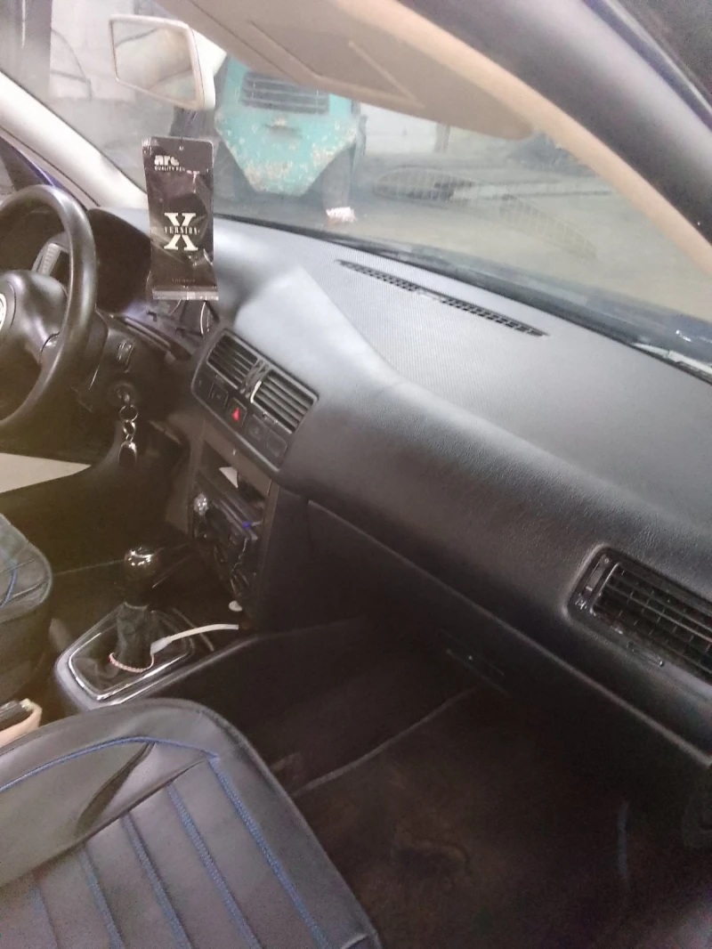 VW Bora, снимка 5 - Автомобили и джипове - 51968091