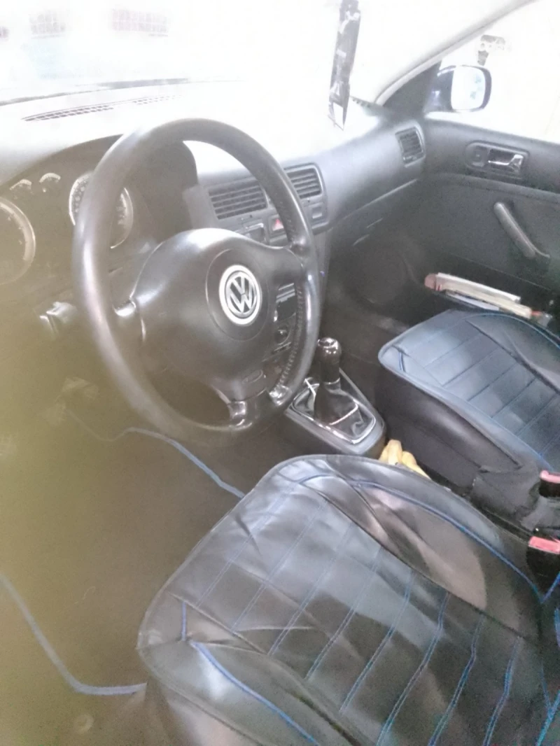 VW Bora, снимка 9 - Автомобили и джипове - 51968091