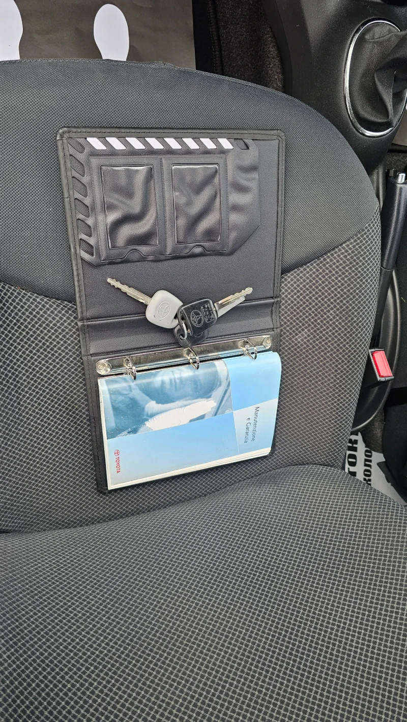 Toyota Yaris TOPP--EVRO 4, снимка 15 - Автомобили и джипове - 52057377