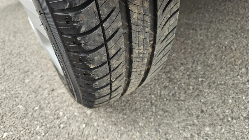 Toyota Yaris TOPP--EVRO 4, снимка 12 - Автомобили и джипове - 52057377