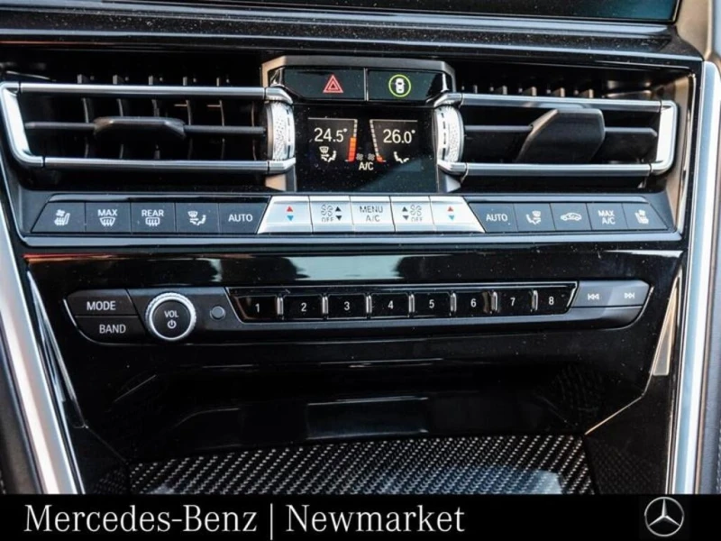 BMW 850 * Gran Coupe M Sport Brake Premium Carbon Trim * C, снимка 17 - Автомобили и джипове - 52819334