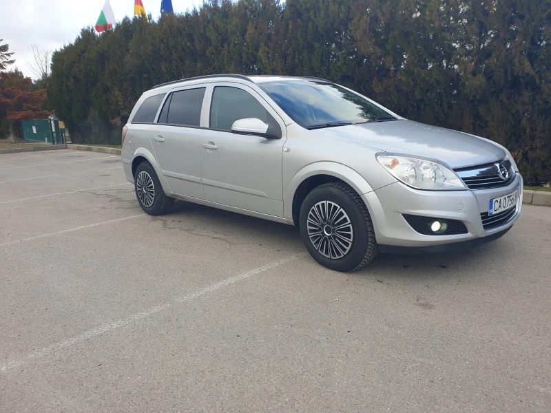 Opel Astra, снимка 2 - Автомобили и джипове - 52913396