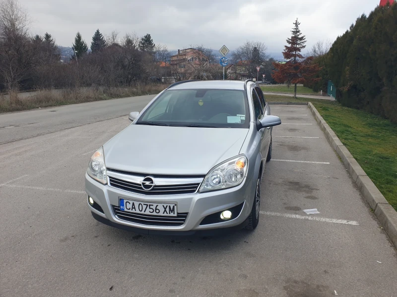 Opel Astra, снимка 17 - Автомобили и джипове - 52913396