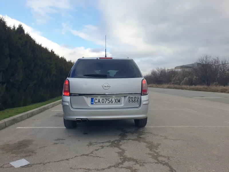 Opel Astra, снимка 6 - Автомобили и джипове - 52913396