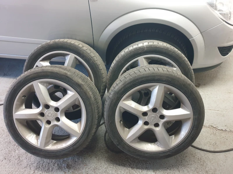 Opel Astra, снимка 3 - Автомобили и джипове - 52913396