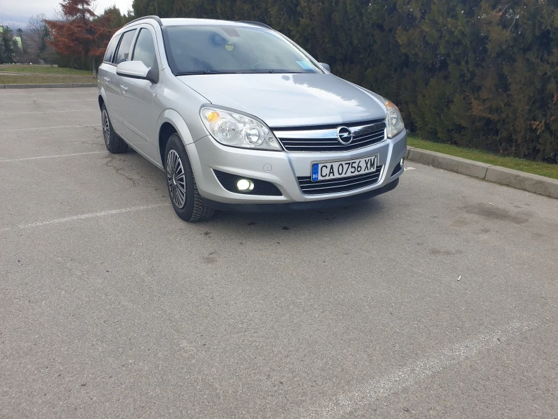 Opel Astra, снимка 16 - Автомобили и джипове - 52913396