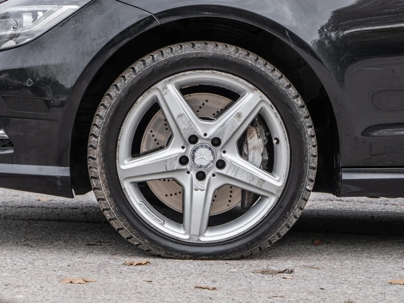 Mercedes-Benz CLS 550 4MATIC * CARFAX * БЕЗ ПЪРВОНАЧАЛНА В, снимка 4 - Автомобили и джипове - 52959724
