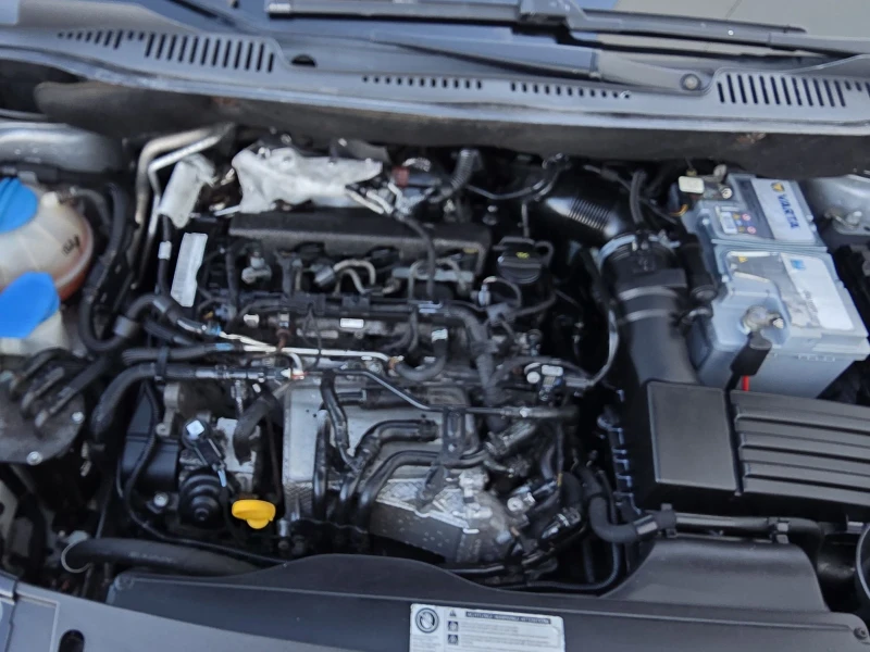 VW Caddy 2.0tdi 123k.c 4x4 Maksi Distronik, снимка 15 - Автомобили и джипове - 52966929