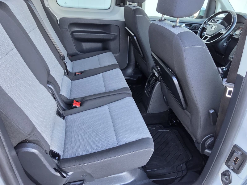 VW Caddy 2.0tdi 123k.c 4x4 Maksi Distronik, снимка 13 - Автомобили и джипове - 52966929