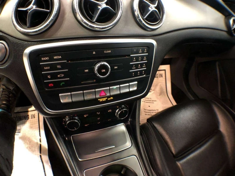 Mercedes-Benz CLA * CLA250 4M * CARFAX * ЦЕНА ДО БГ, снимка 16 - Автомобили и джипове - 53297387