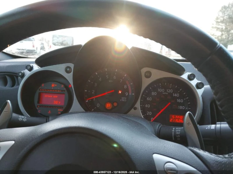 Nissan 370Z Roadster, снимка 6 - Автомобили и джипове - 53502132