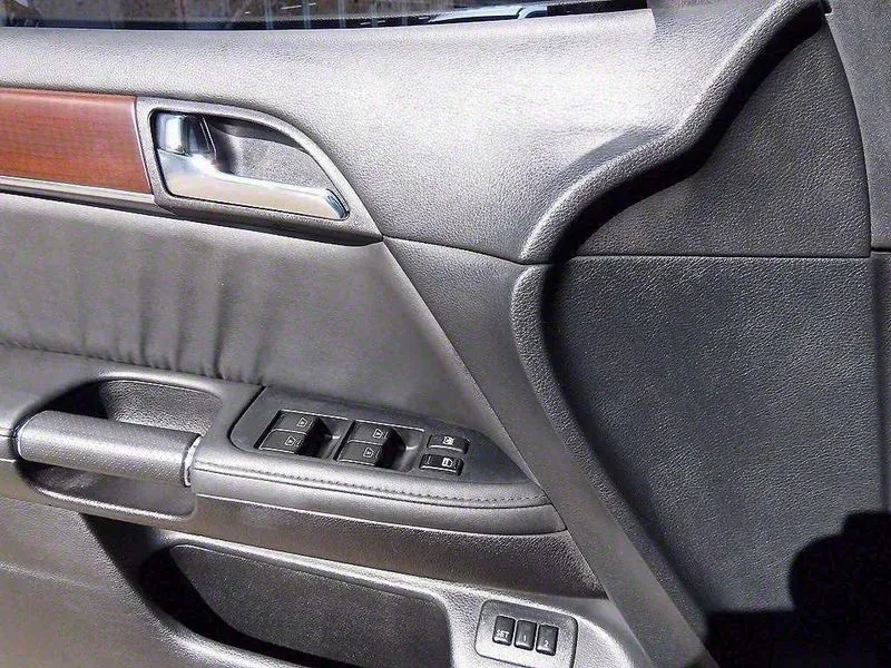 Infiniti M, снимка 11 - Автомобили и джипове - 54425210