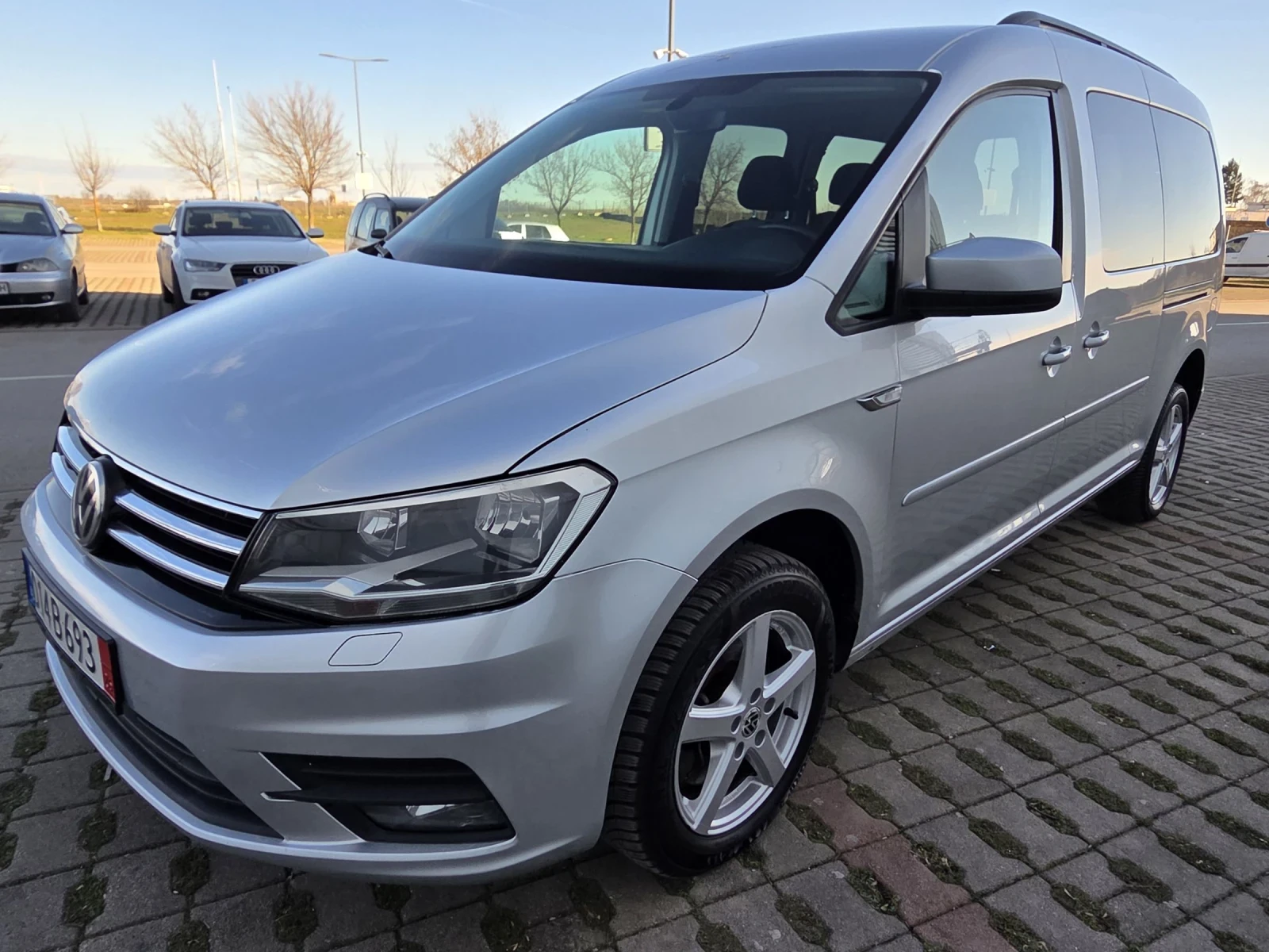VW Caddy 2.0tdi 123k.c 4x4 Maksi Distronik, снимка 1