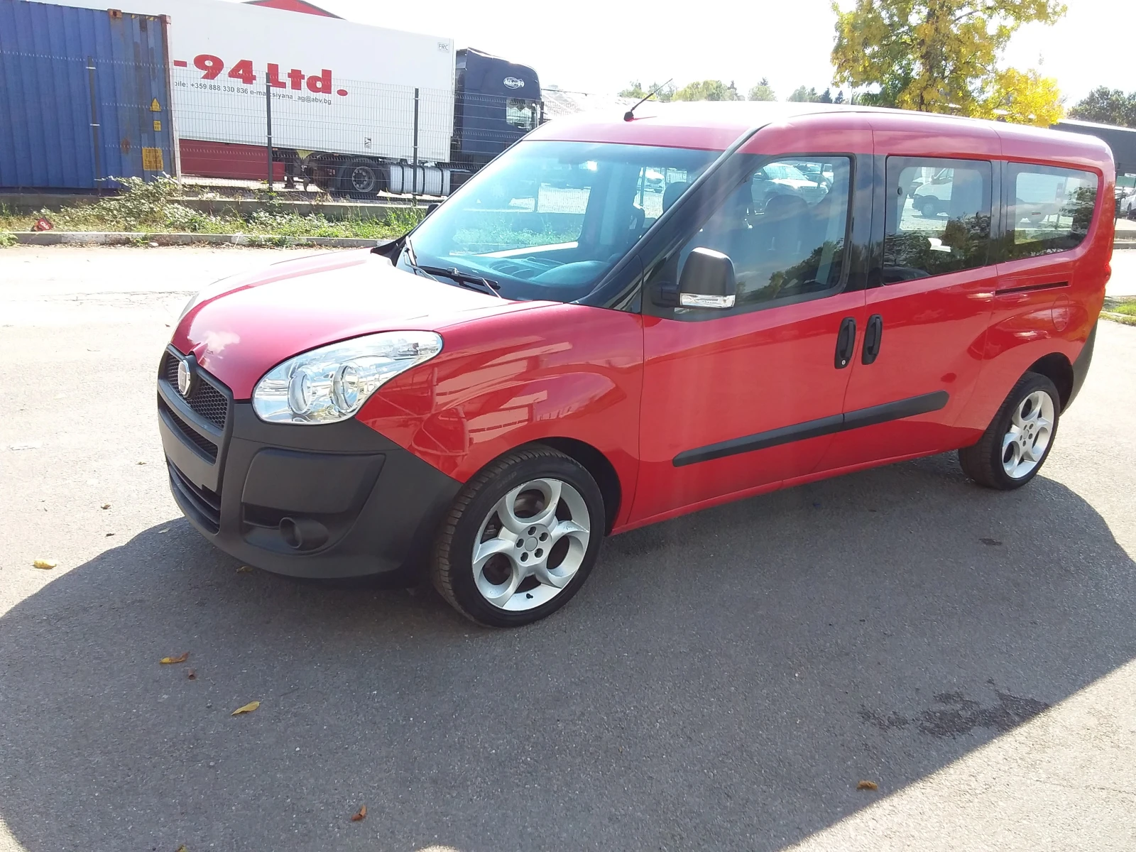 Fiat Doblo 1.3 - изображение 7