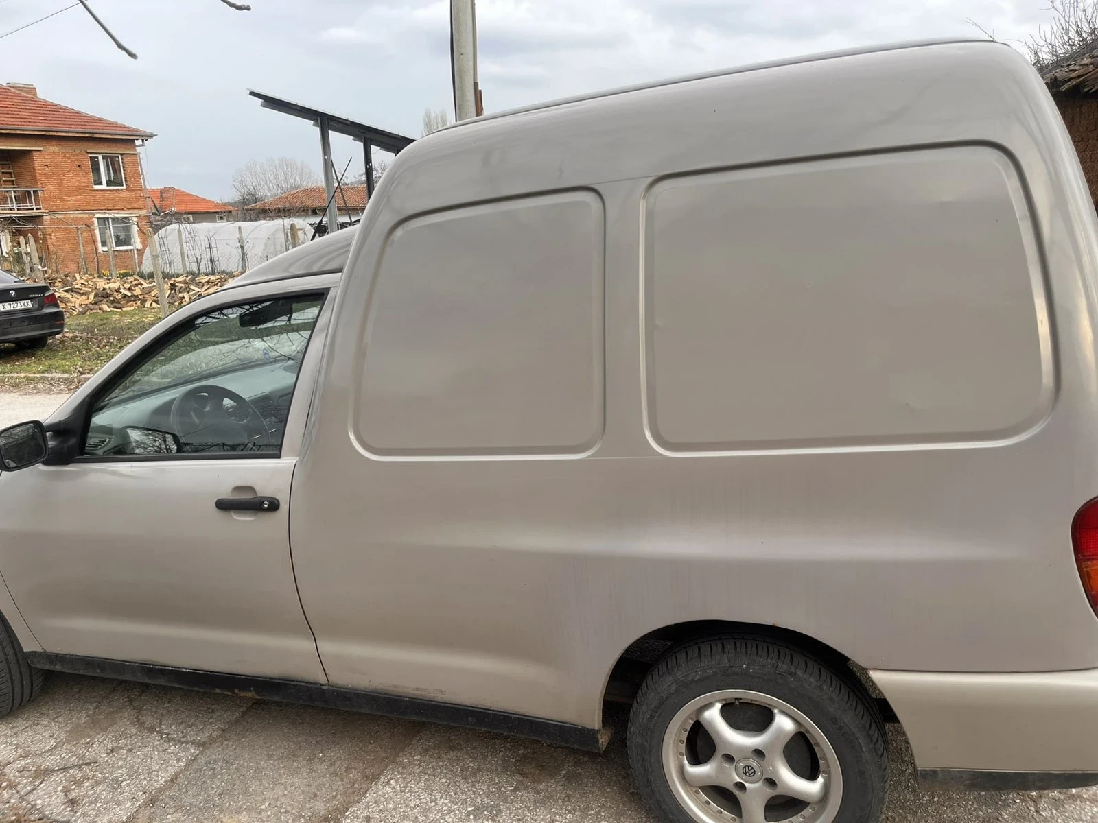 VW Caddy N1 - изображение 4