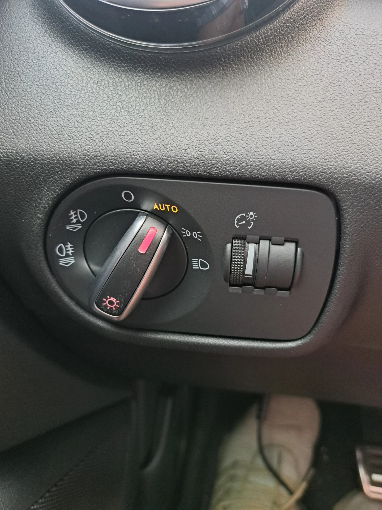Audi A1 КАТО НОВА!! 55000км. - изображение 9