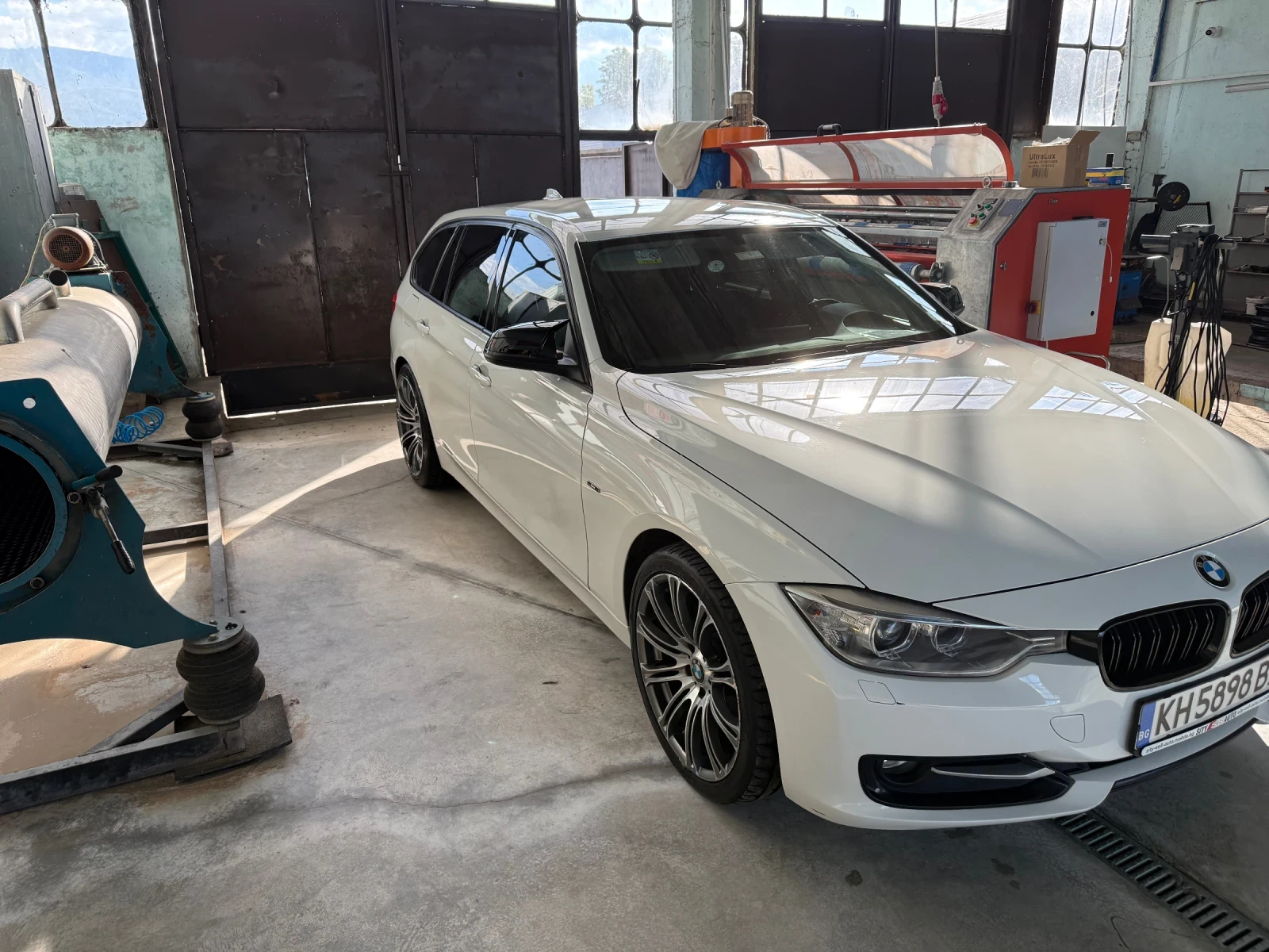 BMW 320 TwinPower Turbo - изображение 3