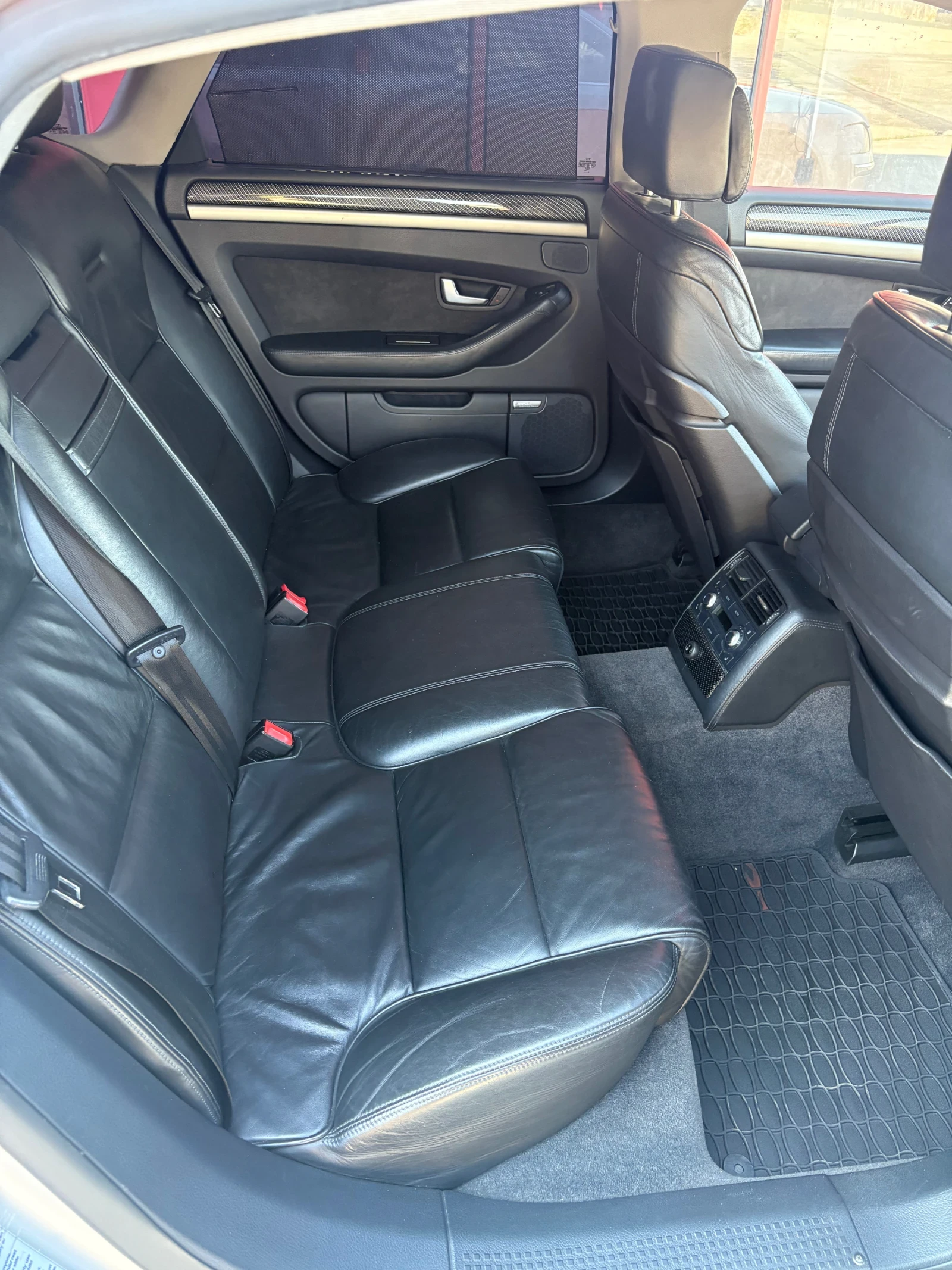 Audi A8 S8 - изображение 9