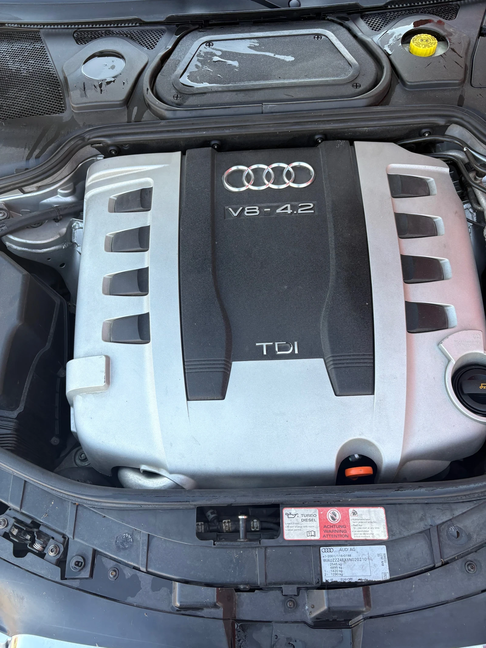 Audi A8 S8 - изображение 10