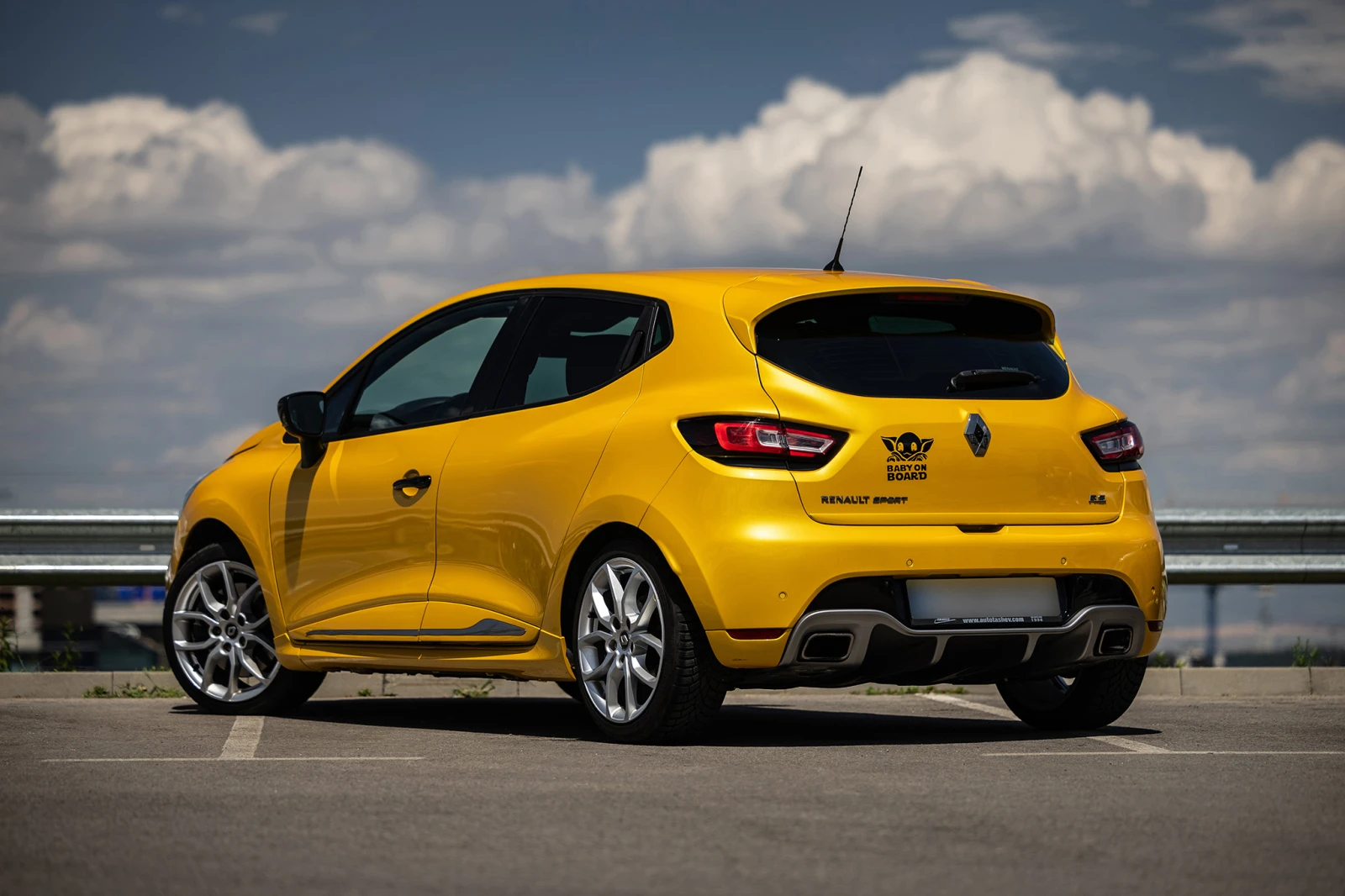 Renault Clio IV RS Turbo - изображение 4