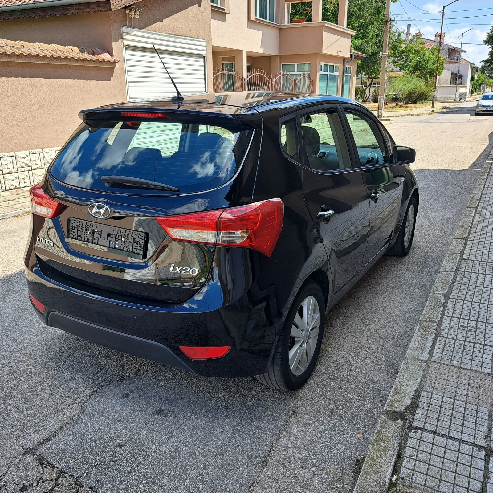 Hyundai Ix20 14i -gpl - изображение 4