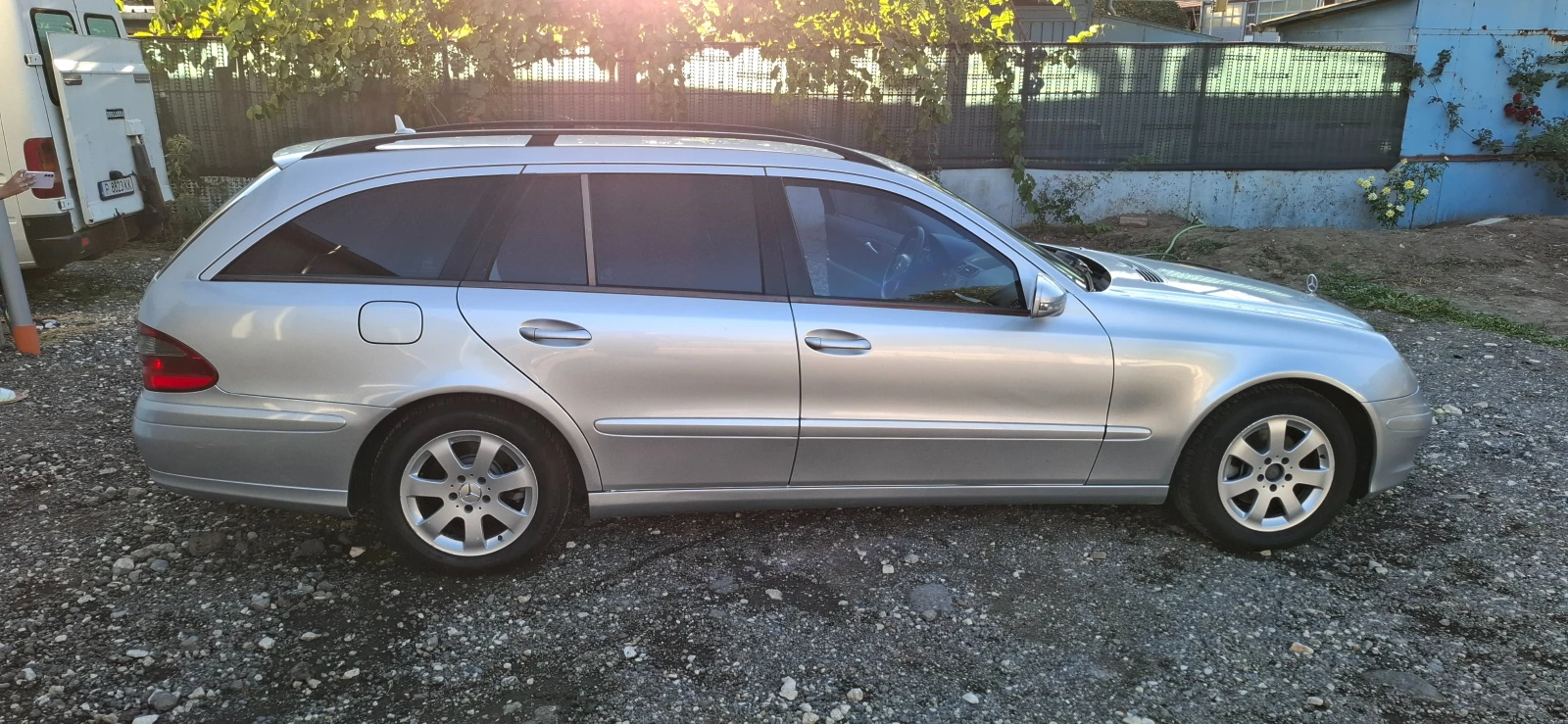 Mercedes-Benz E 200 Компресор + Газ - изображение 2