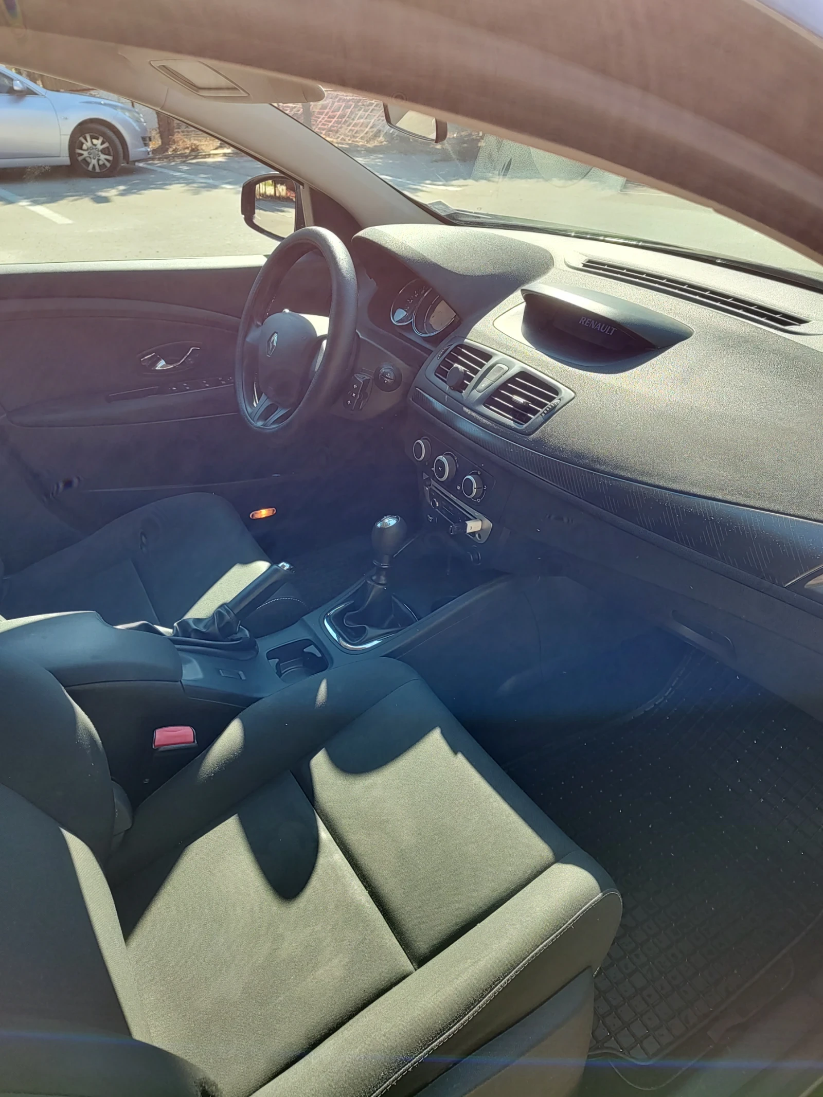 Renault Megane  - изображение 9