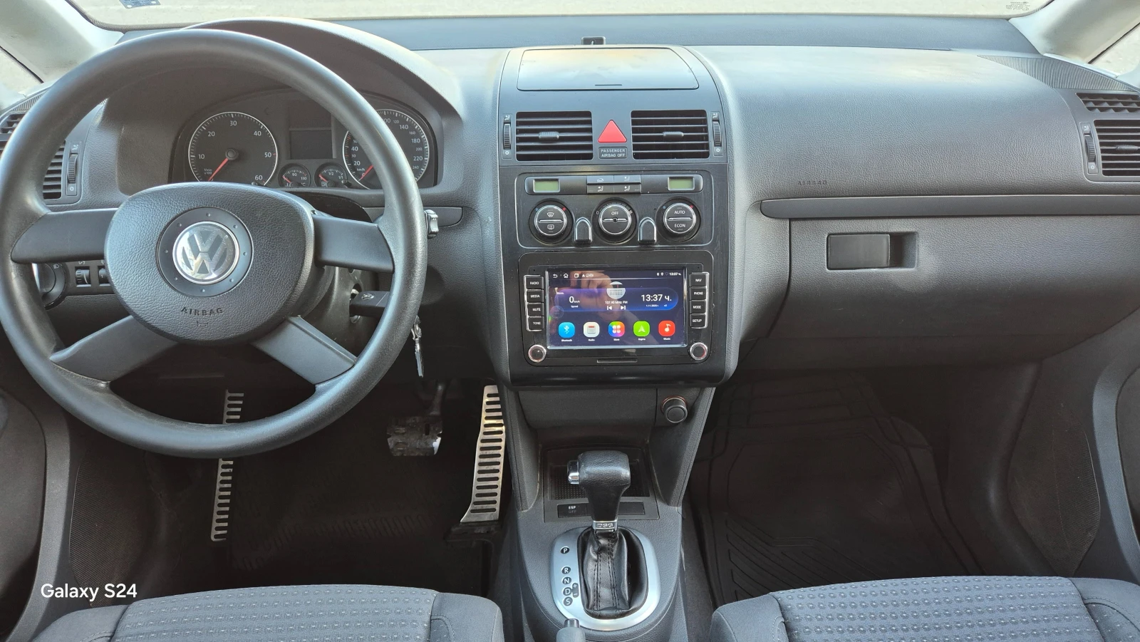 VW Touran 1.9TDI 105 DSG 7 | Mobile.bg   10