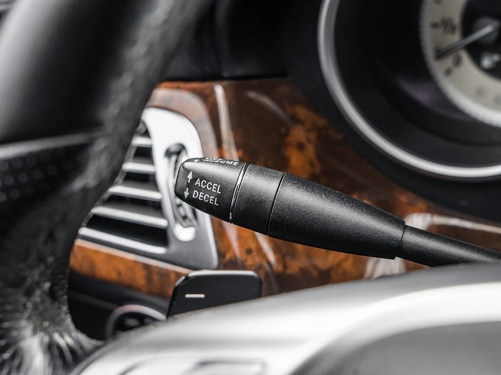 Mercedes-Benz CLS 550 4MATIC * CARFAX * ��� ������������ � | Mobile.bg � ����������� 12