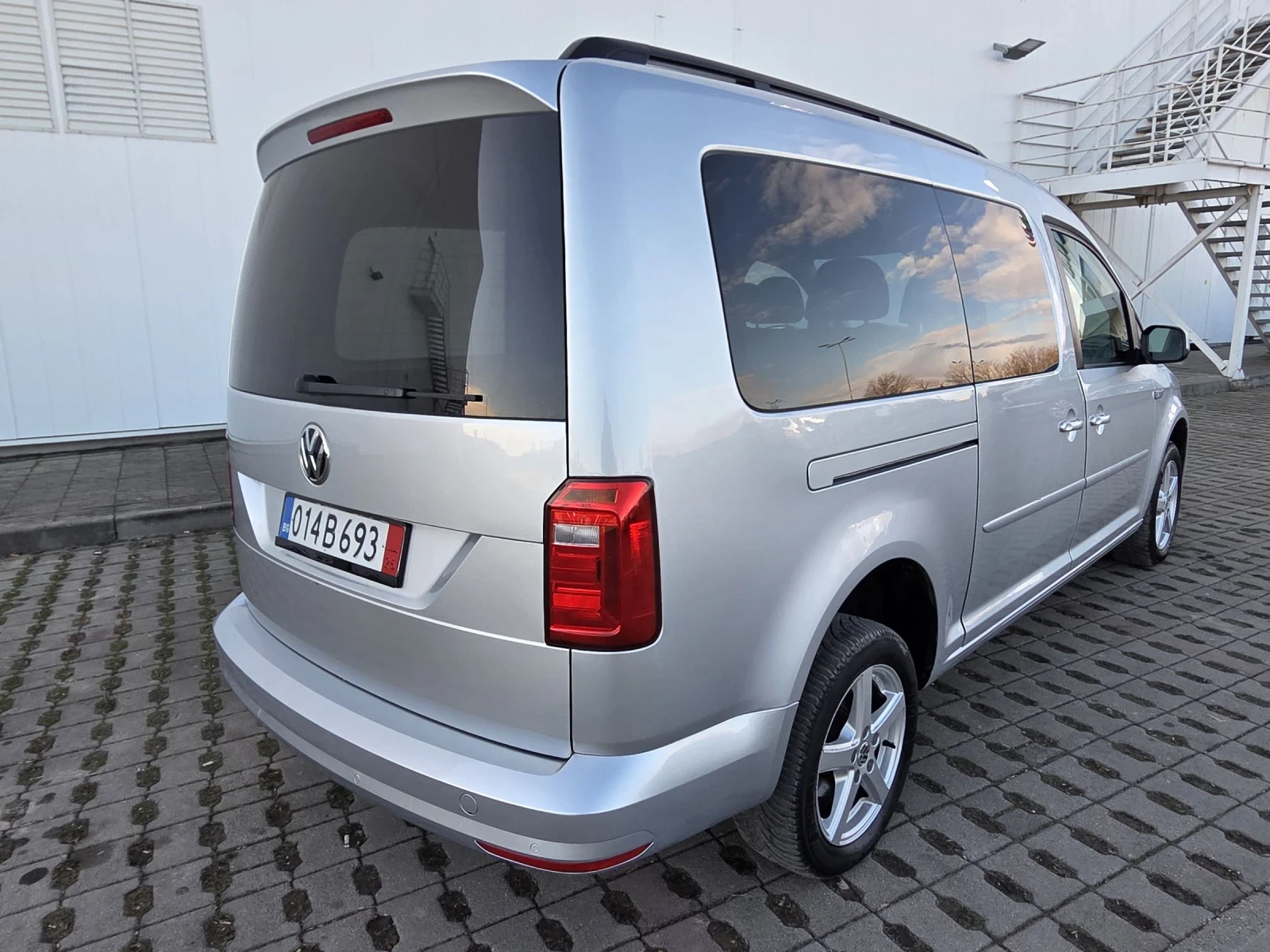 VW Caddy 2.0tdi 123k.c 4x4 Maksi Distronik - изображение 5