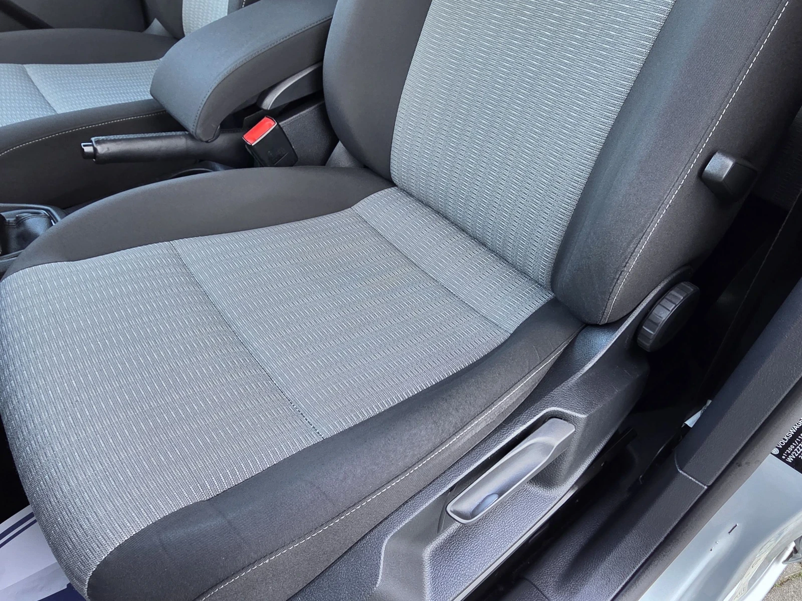 VW Caddy 2.0tdi 123k.c 4x4 Maksi Distronik - изображение 10