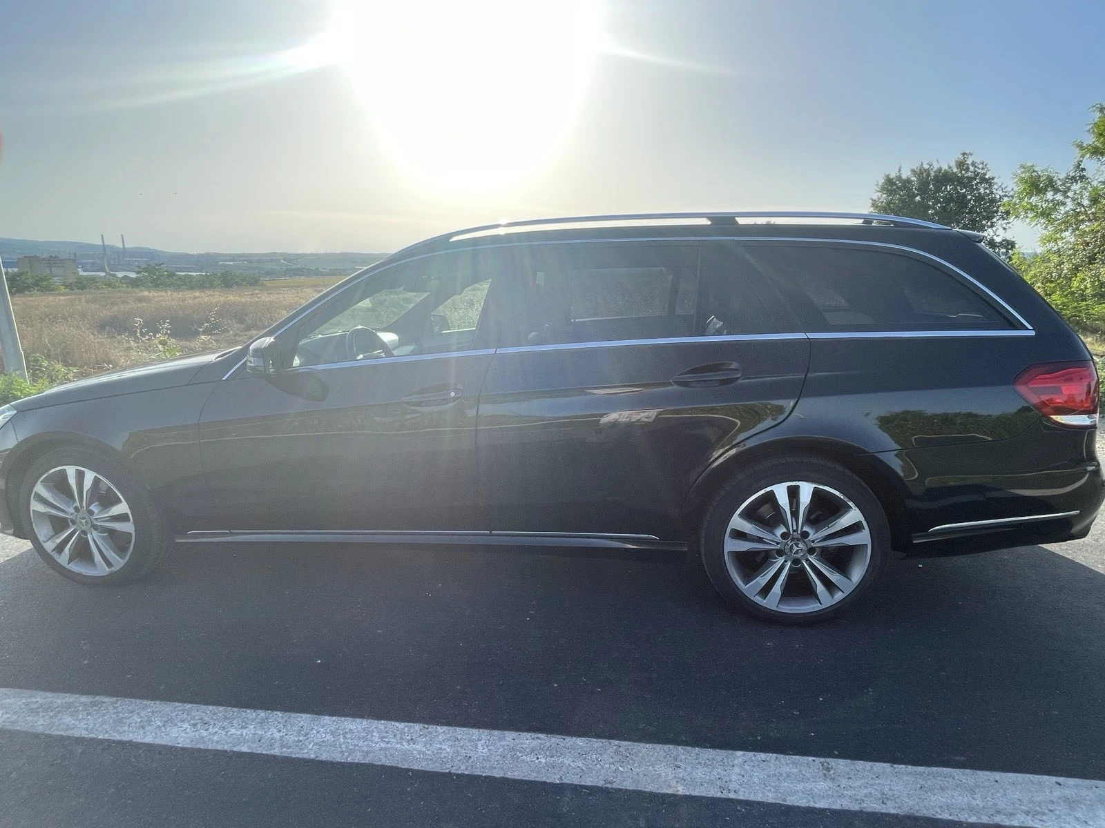 Mercedes-Benz E 300, снимка 14 - Автомобили и джипове - 53721231