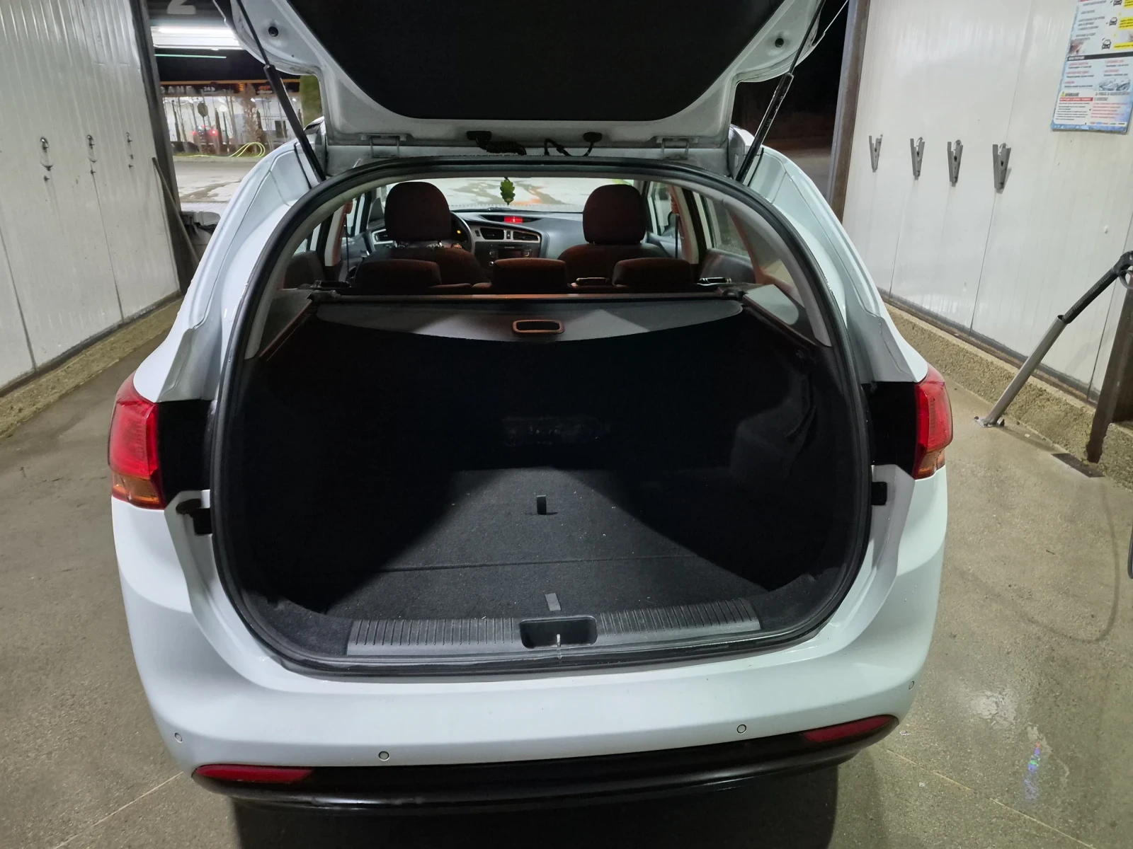 Kia Ceed, снимка 8 - Автомобили и джипове - 53904378