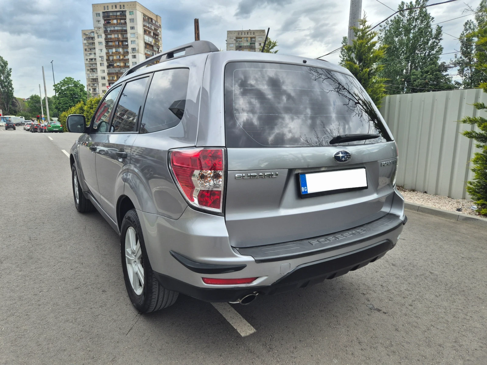 Subaru Forester АВТОМАТ* СЕРВИЗНА ИСТОРИЯ , снимка 4 - Автомобили и джипове - 54577647