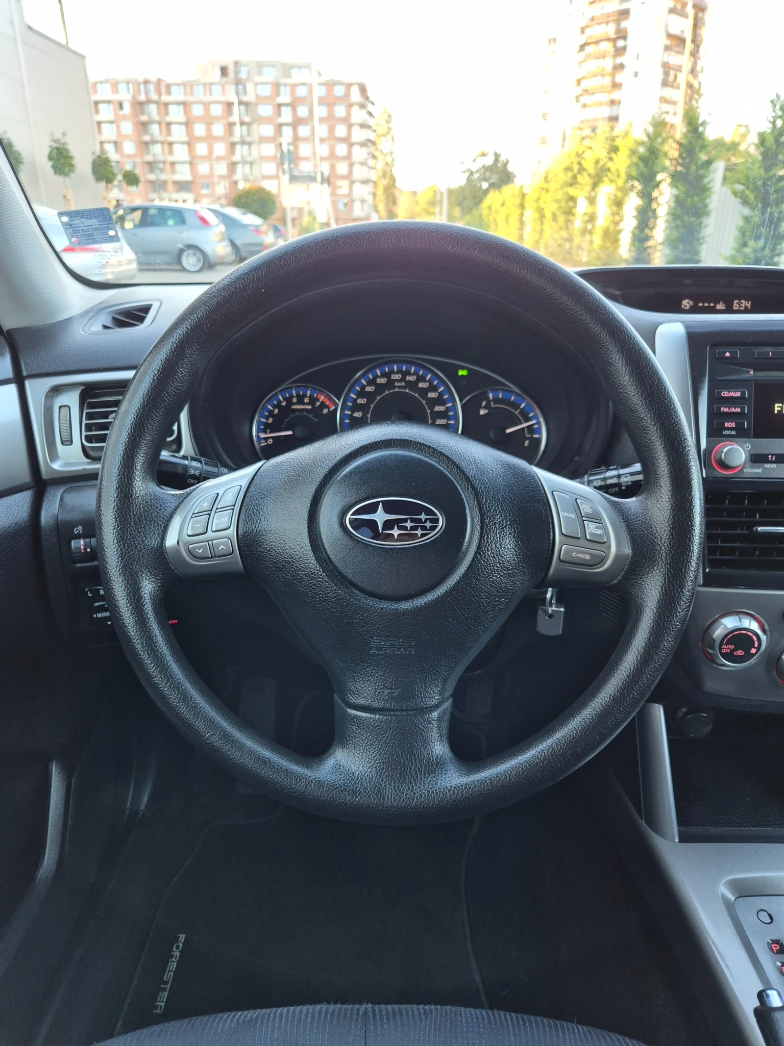 Subaru Forester АВТОМАТ* СЕРВИЗНА ИСТОРИЯ , снимка 12 - Автомобили и джипове - 54577647