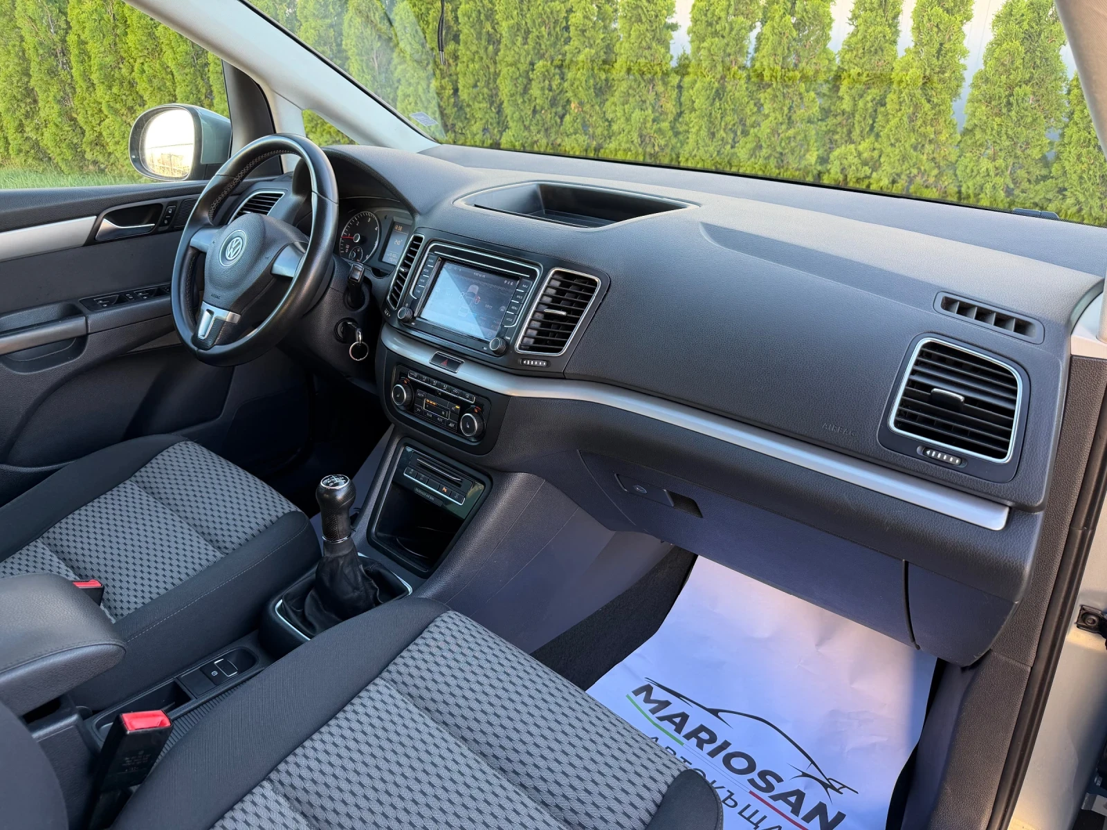 VW Sharan  2.0 TDI | 140 к.с | 2011.г | NAVI | КАМЕРА, снимка 11 - Автомобили и джипове - 54598382