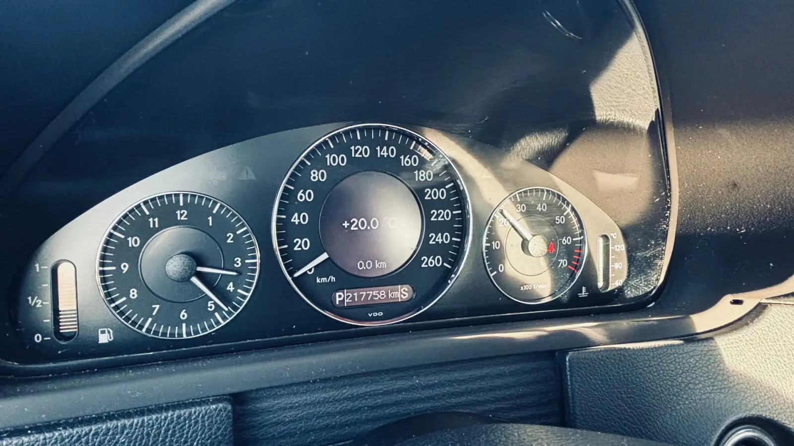 Mercedes-Benz CLK, снимка 9 - Автомобили и джипове - 54599150