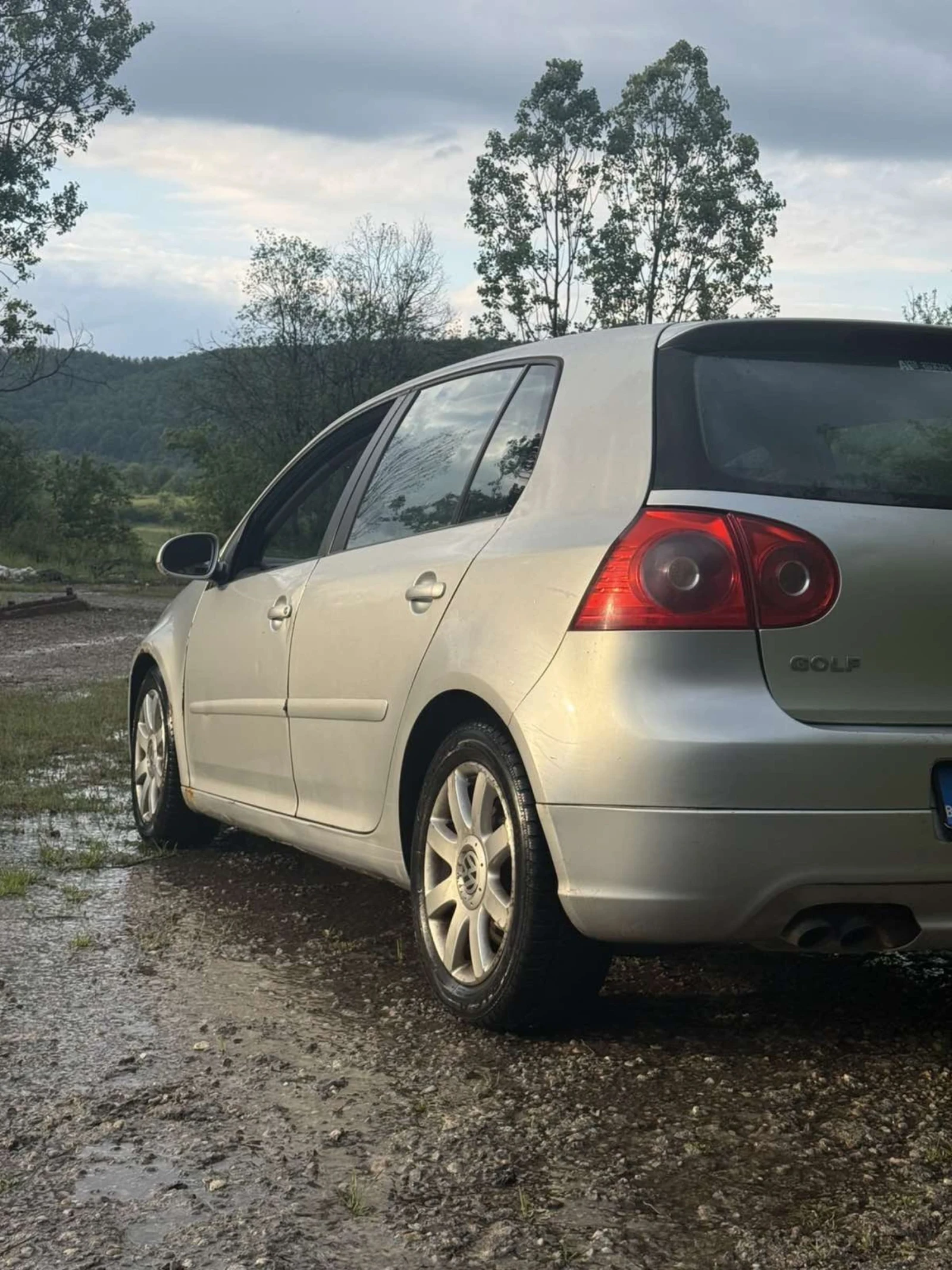 VW Golf, снимка 5 - Автомобили и джипове - 54762667