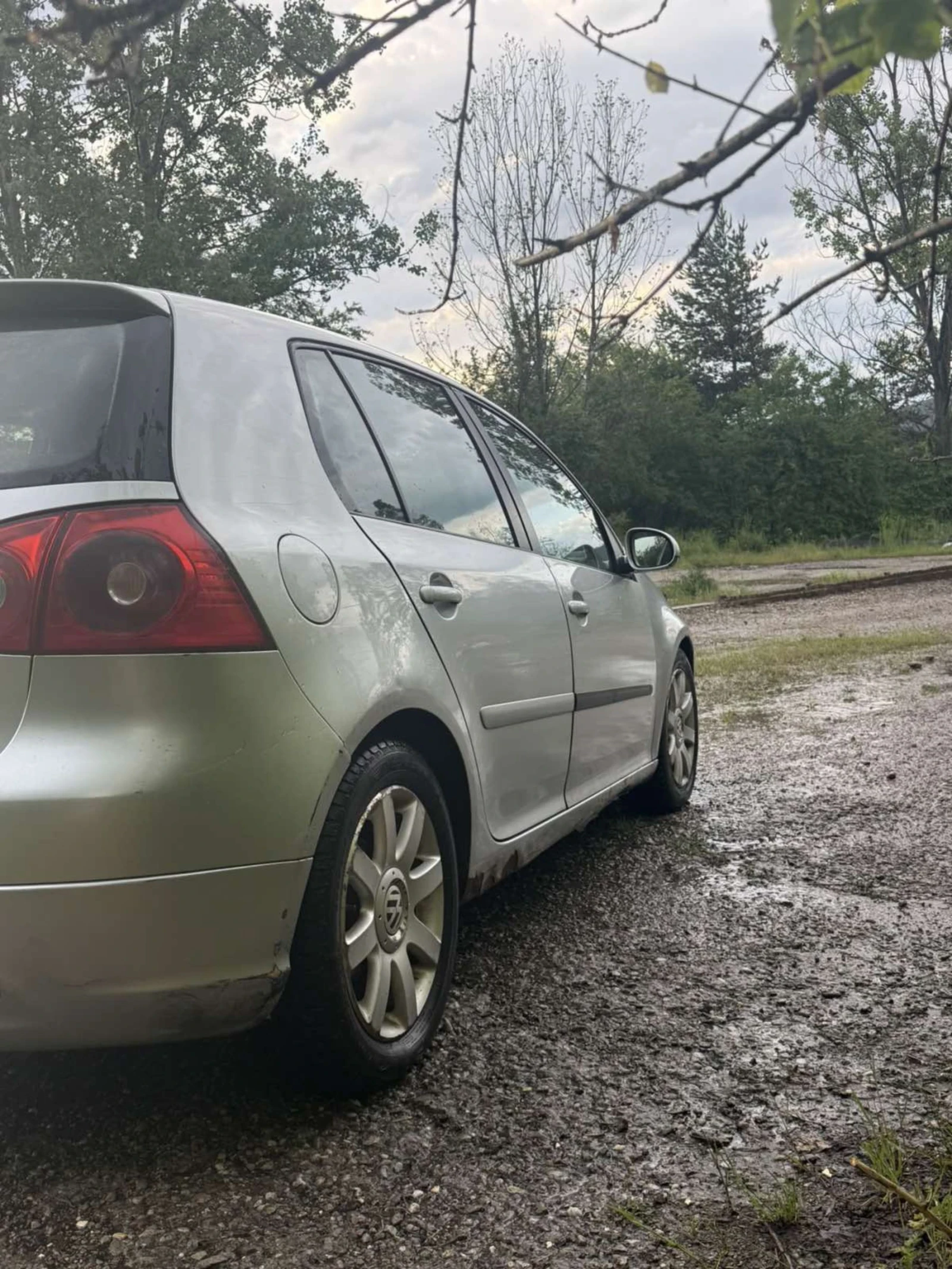 VW Golf, снимка 4 - Автомобили и джипове - 54762667
