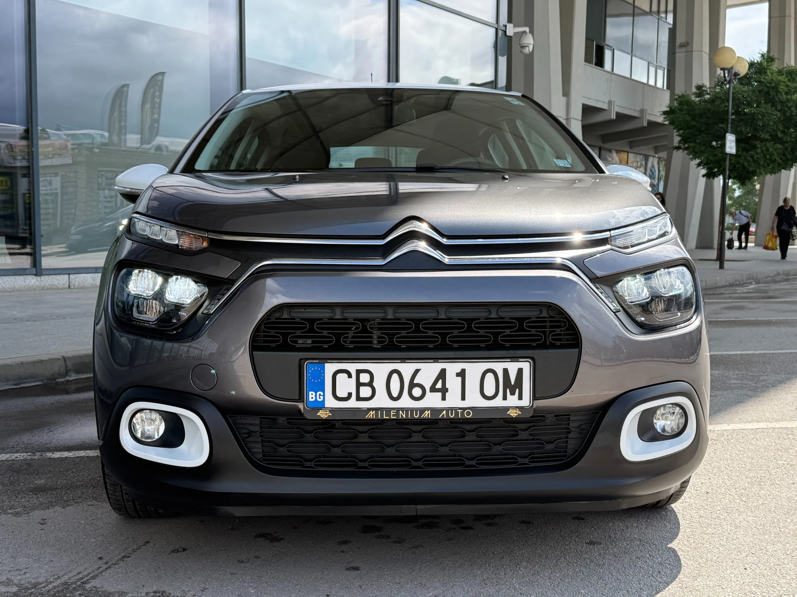 Citroen C3 6 МЕСЕЦА ГАРАНЦИЯ/1.2i 83к.с. От България, снимка 8 - Автомобили и джипове - 54777696