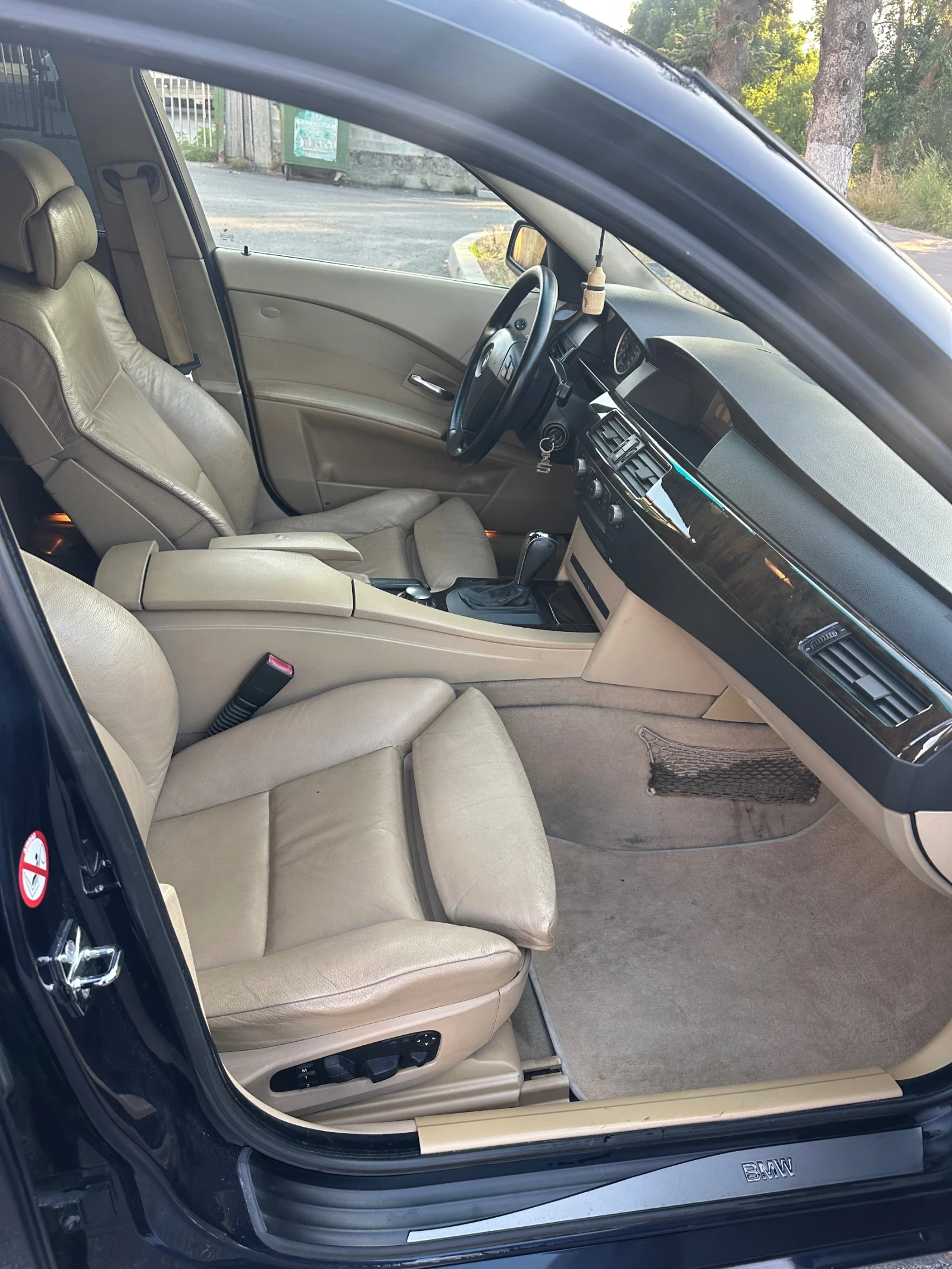 BMW 530, снимка 15 - Автомобили и джипове - 56185106